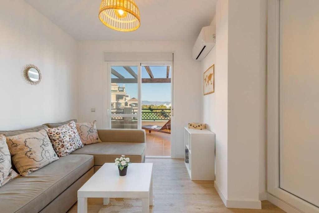 Apartamento Calma Beach Home Torremolinos Dış mekan fotoğraf